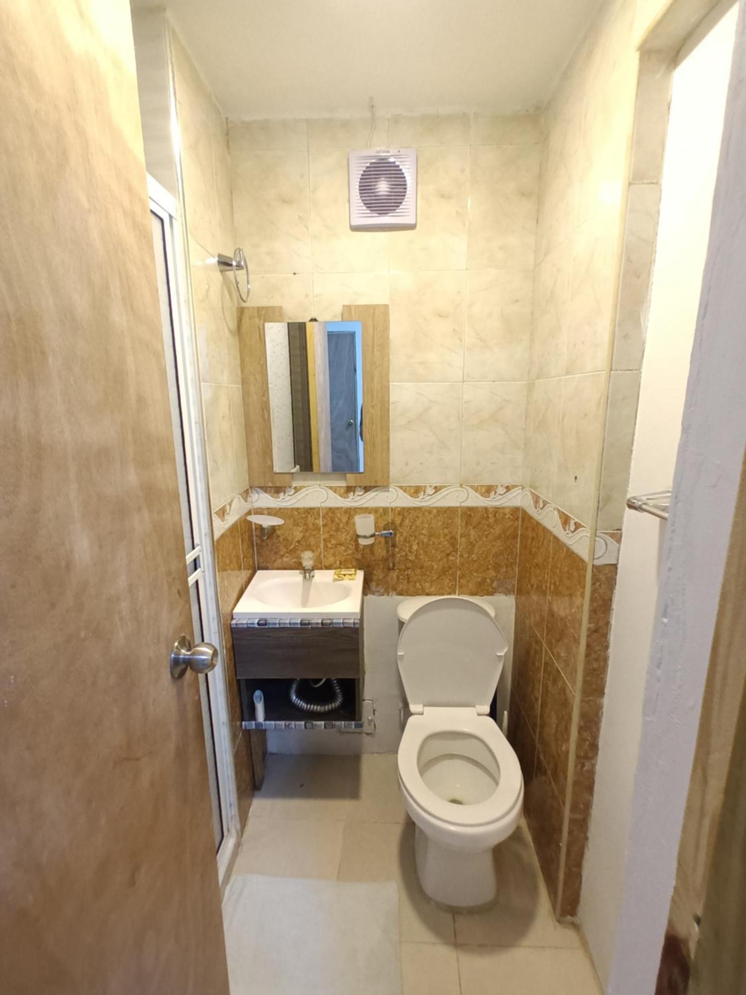 Homestay Confortable Y Cerca A La Playa Spratt Bight Y Malecon *